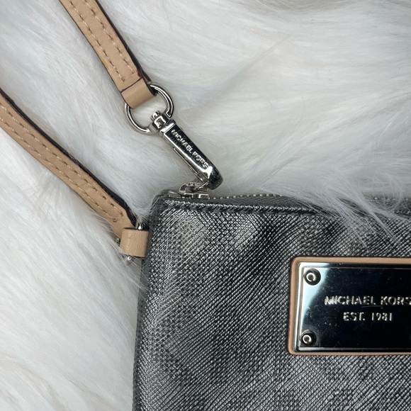 Michael Kors Silver Logo Wristlet - Picture 2 of 7